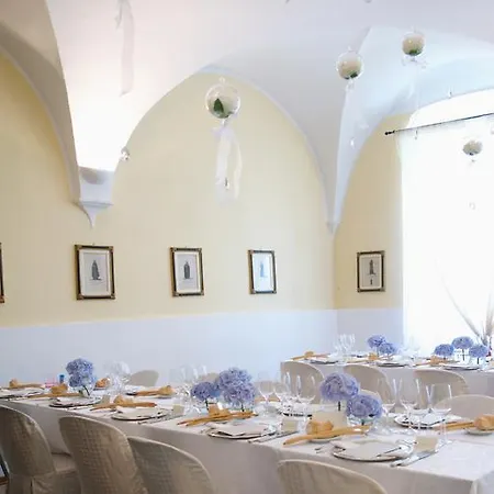 Отель Il Convento 4*